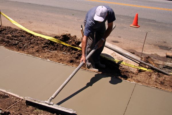 Sidewalk Cementing in Bellingham